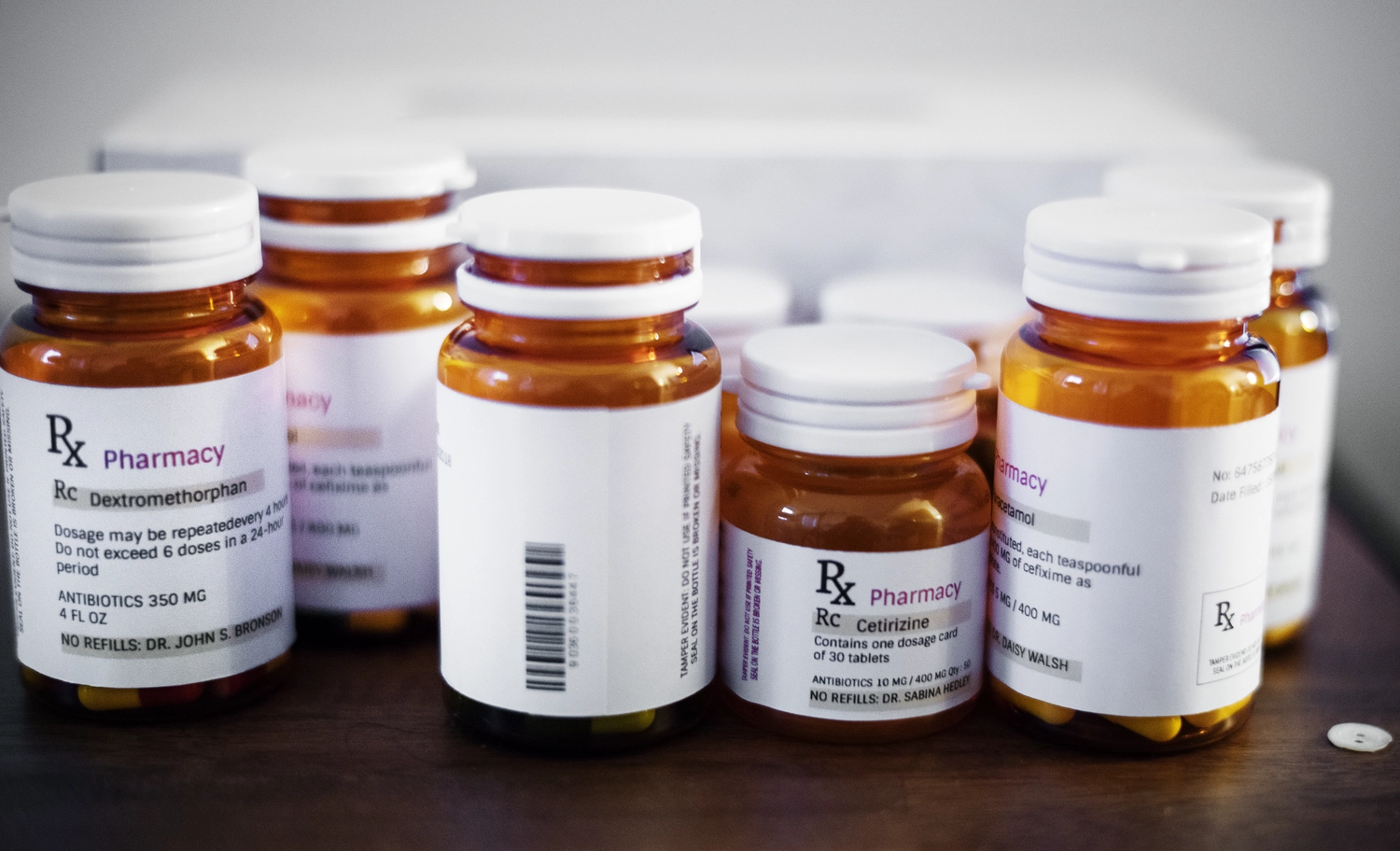AgoCare UG - Gesundheitsdienstleister - Blisterpackung mit Vitamintabletten